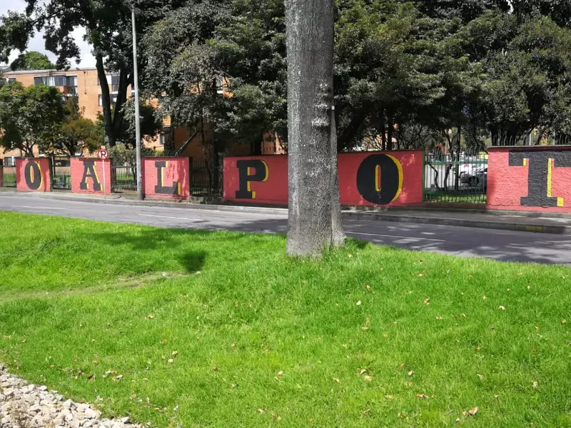 Mural NO Al POT en Bogotá
