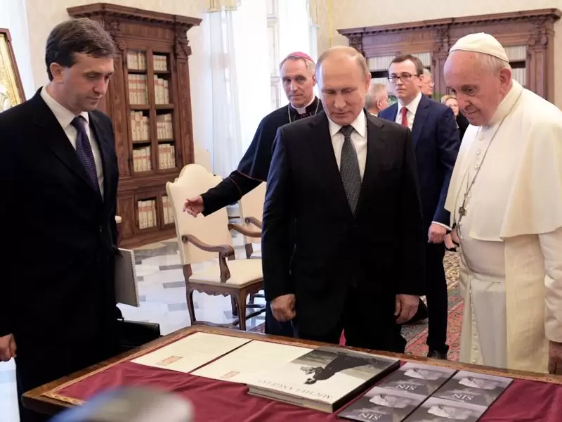 Vladimir Putin y el Papa Francisco