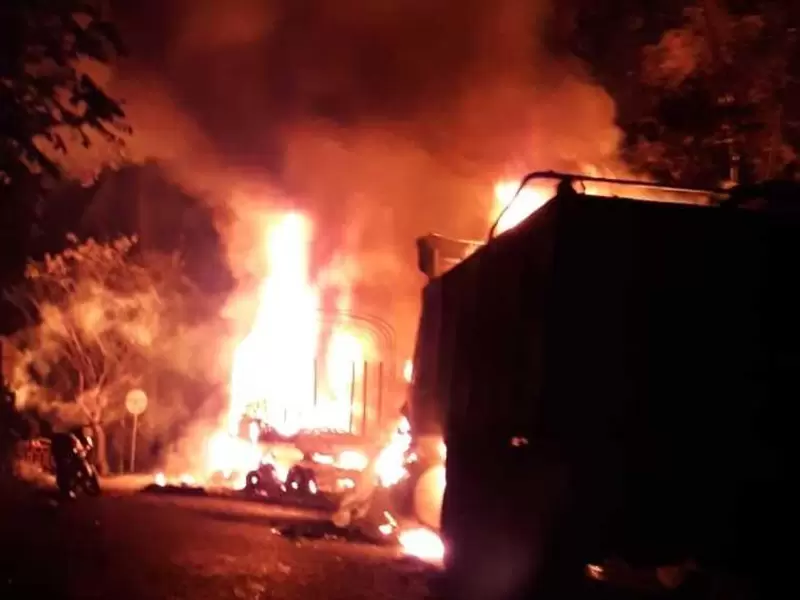 Quema de vehículos en Antioquia.