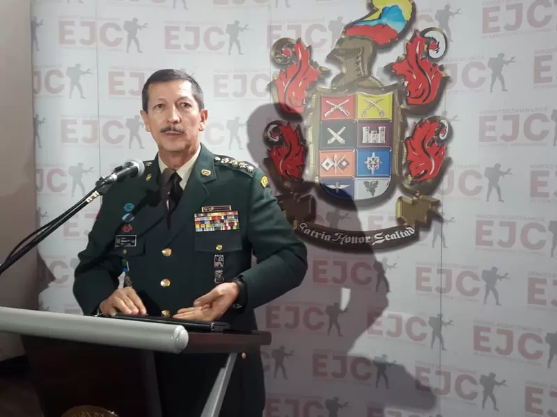 El General Nicacio Martínez, se refirió a supuestas presiones a militares.