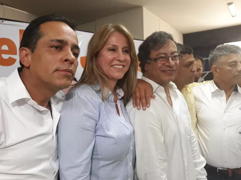 Petro busca alianzas