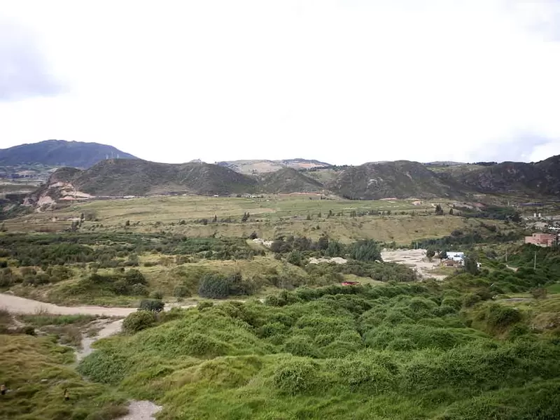 Relleno doña juana / basuras / camiones de basura / medio ambiente / doña juana