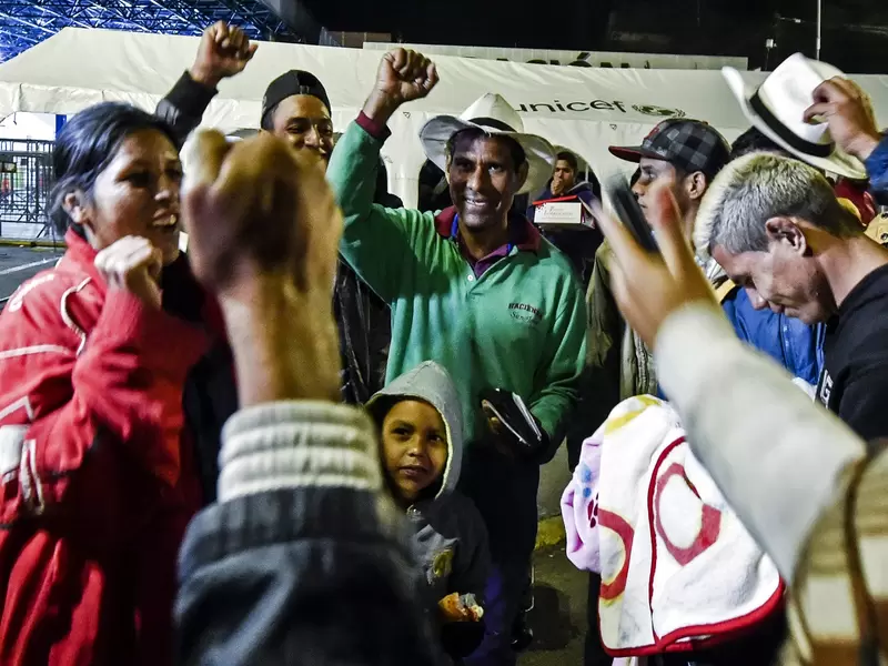 Venezolanos en Rumichaca Venezolanos en Rumichaca