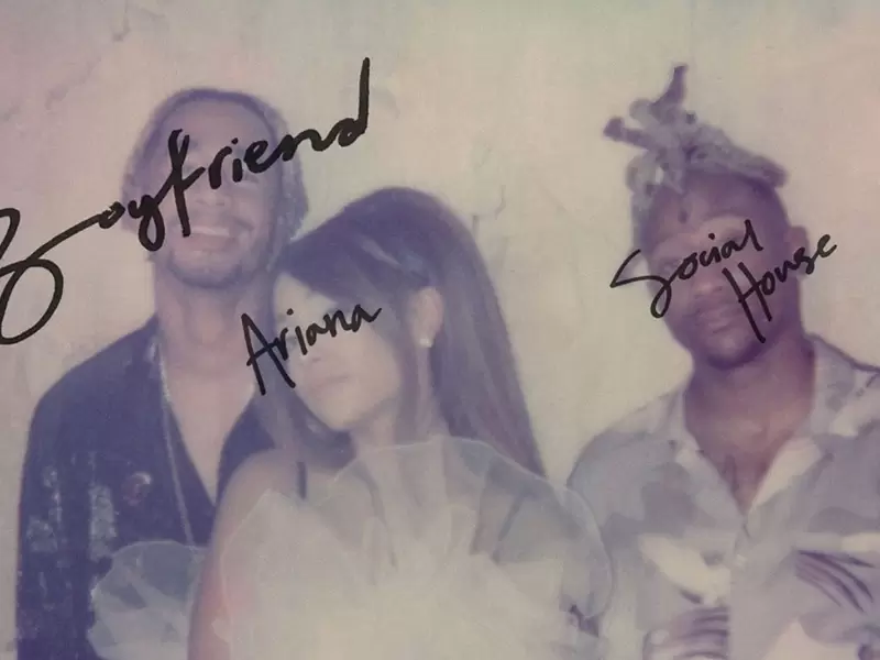 Ariana Grande presenta 'Boyfriend'