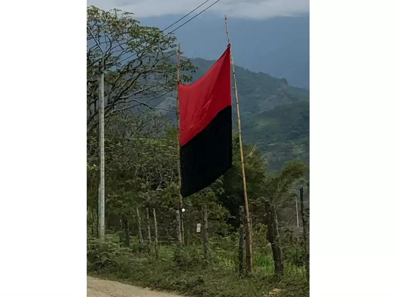 Bandera del ELN, en Cali Bandera del ELN, en Cali