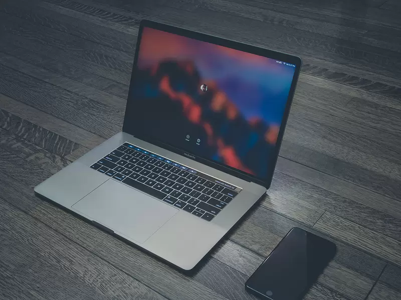 Macbook pro de 15 pulgadas presenta fallas en la batería