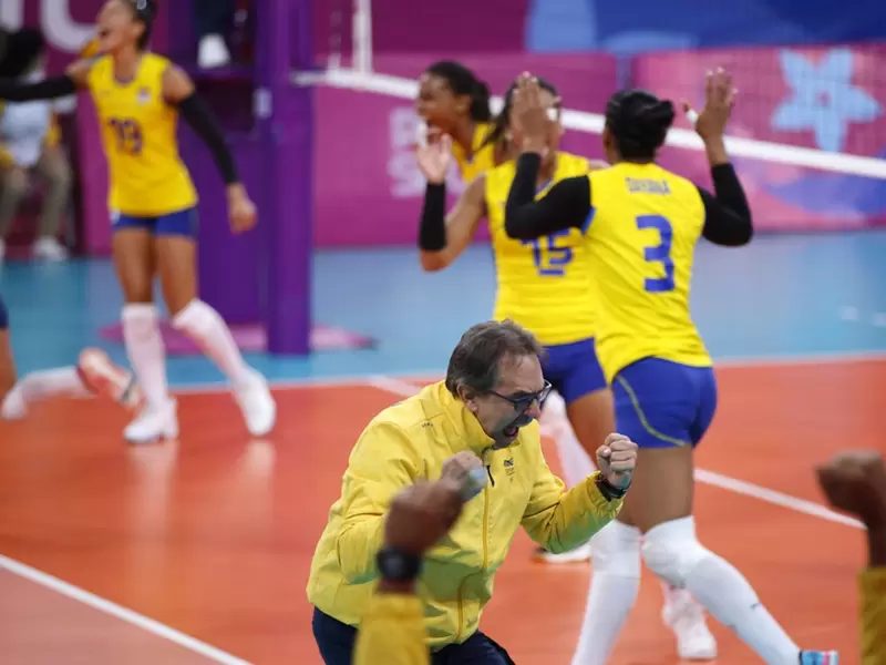 Un 2-2 en los set alcanzó a ilusionar a los colombianos con la medalla de oro.