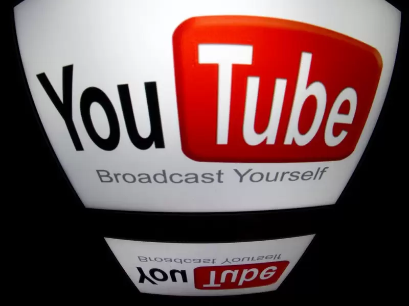 YouTube YouTube
