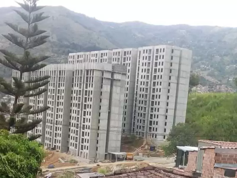 Proyecto Ciudad del Este en Medellín.