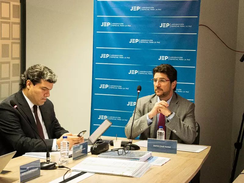 El exsenador David Char comparece ante la JEP