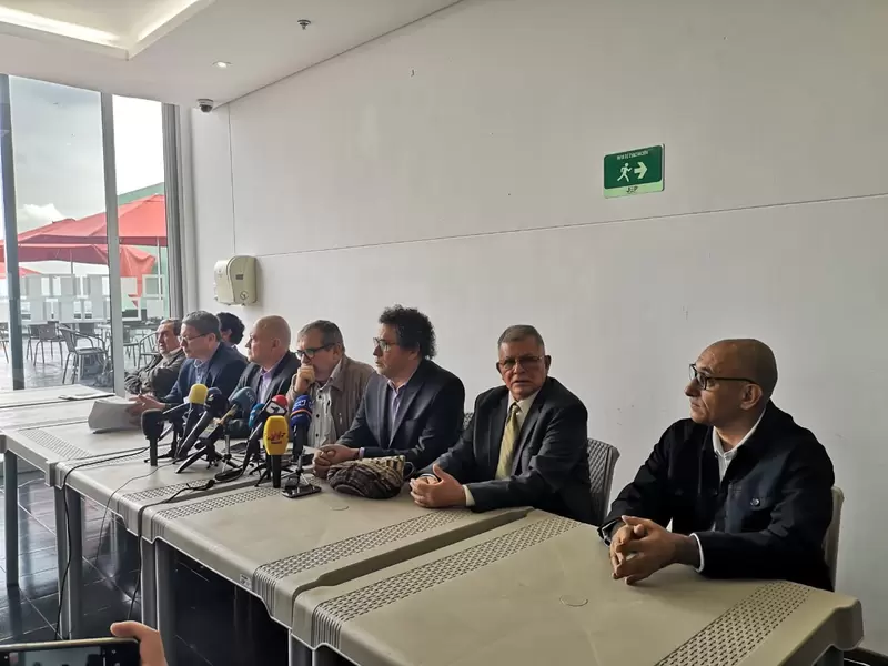 Exjefes de las Farc, entregaron versión colectiva sobre participación en secuestros