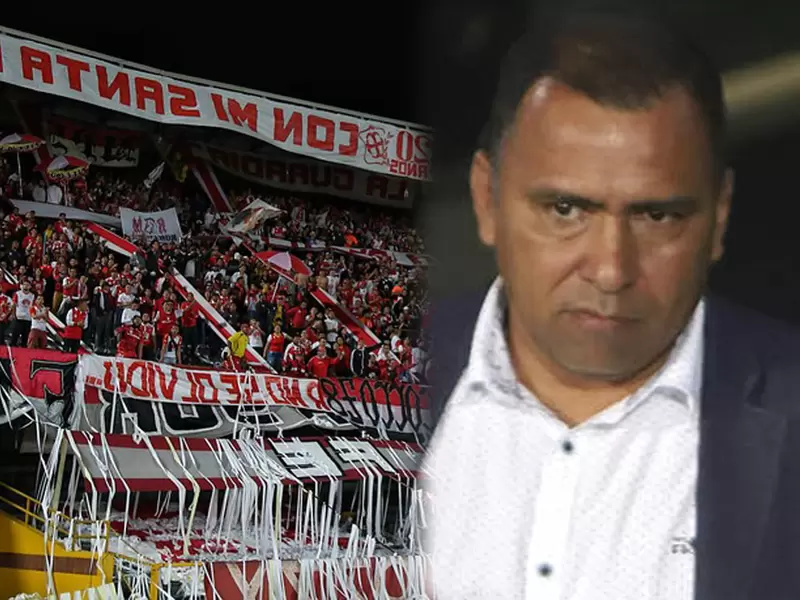 Hinchada de Santa Fe y su DT, Hárold Rivera Hinchada de Santa Fe y su DT, Hárold Rivera