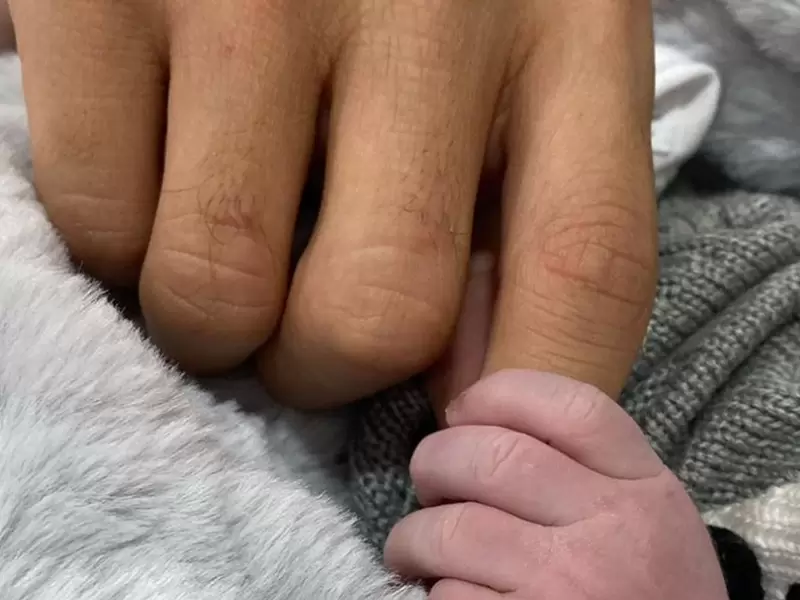 La foto con la que James Rodríguez presentó a su segundo hijo, Samuel La foto con la que James Rodríguez presentó a su segundo hijo, Samuel