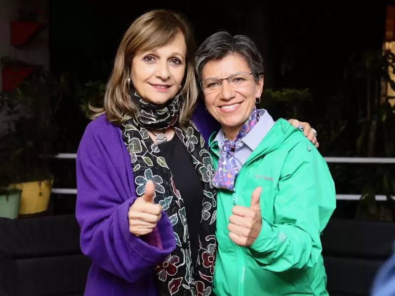 Ángela María Robledo y Claudia López