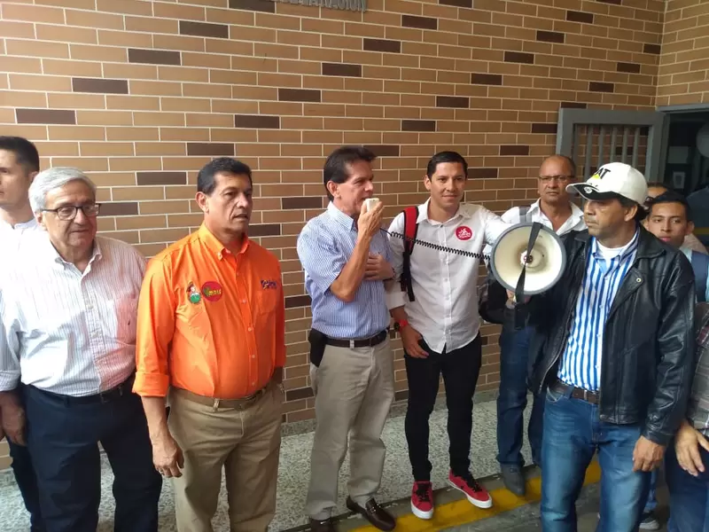 De izquierda a derecha. Leonidas López, Alberto Girón, Alfredo Bocanegra y Camilo Delgado.