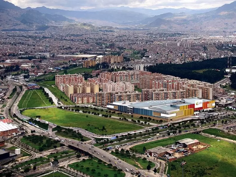 Centro Comercial El Edén