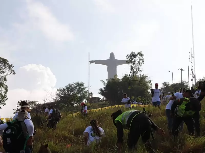 Ave Fénix refuerza su apuesta por la recuperación ambiental de Cristo Rey.