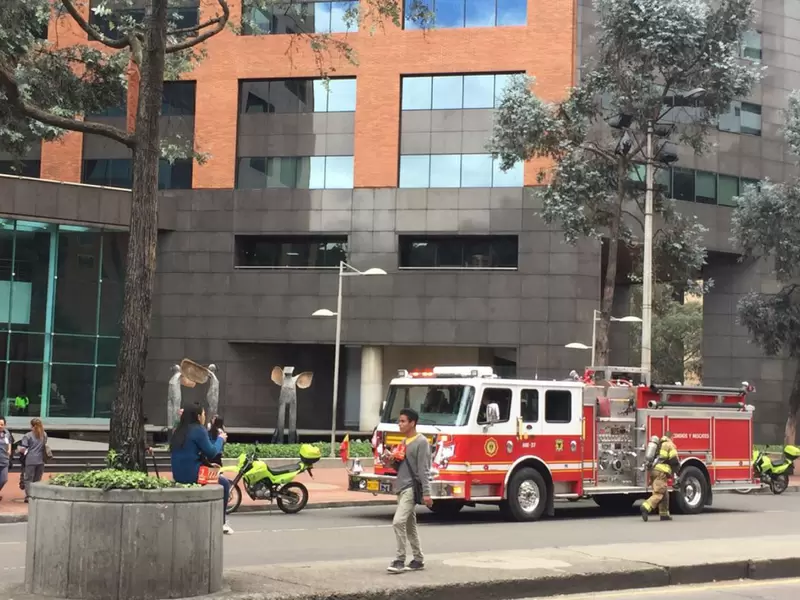 Explosión en la calle 72 con Séptima Explosión en la calle 72 con Séptima
