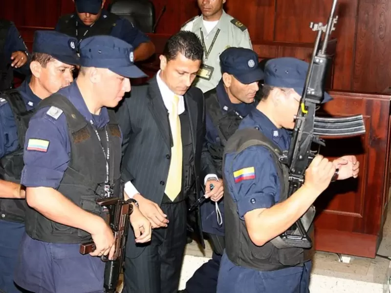 JEP admite sometimiento del coronel Bayron Carvajal