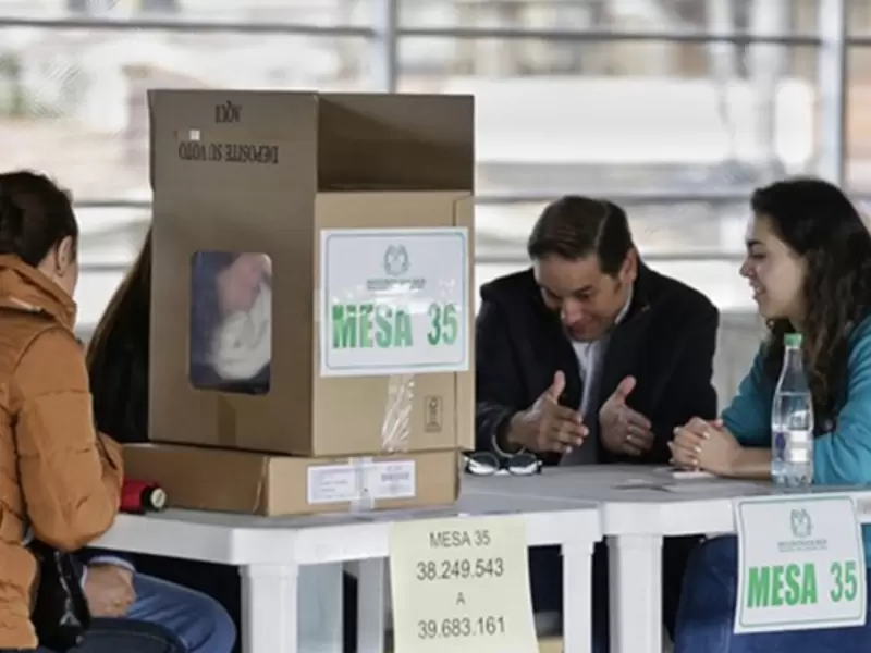 Para quienes votan y son jurados de votación, ¿cuántos días compensatorios tienen?