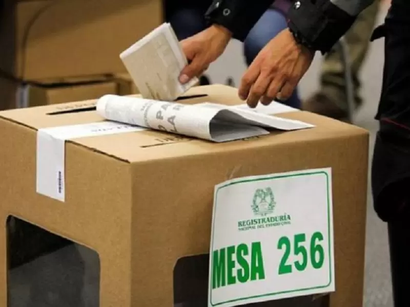 El ciudadano al momento de realizar la consulta en INFOVOTANTES, le indicará el puesto de votación en el que podrá votar
