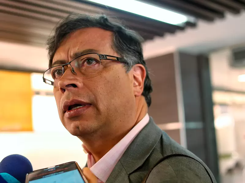 Gustavo Petro, congresista