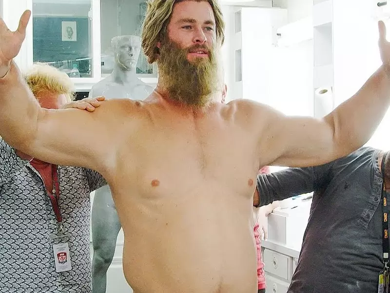 Chris Hemsworth como Thor en Avengers: Endgame (Detrás de cámaras) Chris Hemsworth como Thor en Avengers: Endgame (Detrás de cámaras)