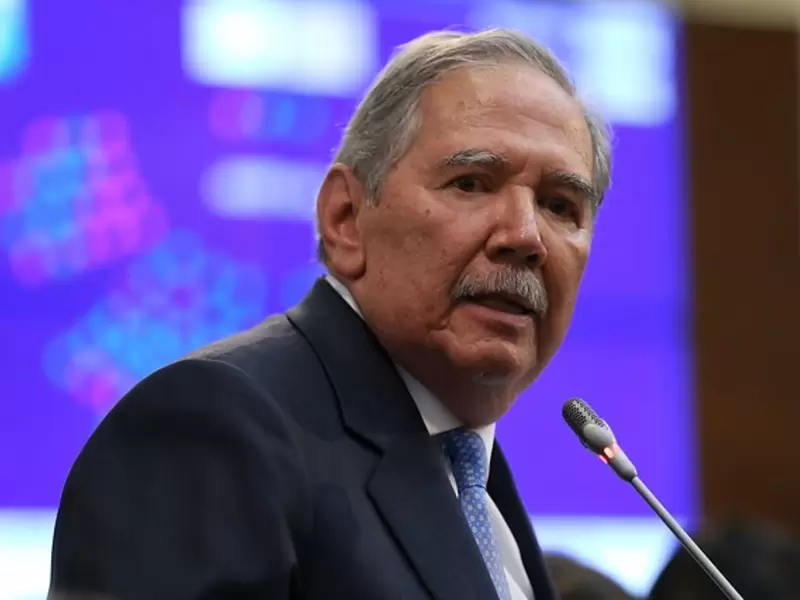 MINISTRO DE DEFENSA MINISTRO DE DEFENSA