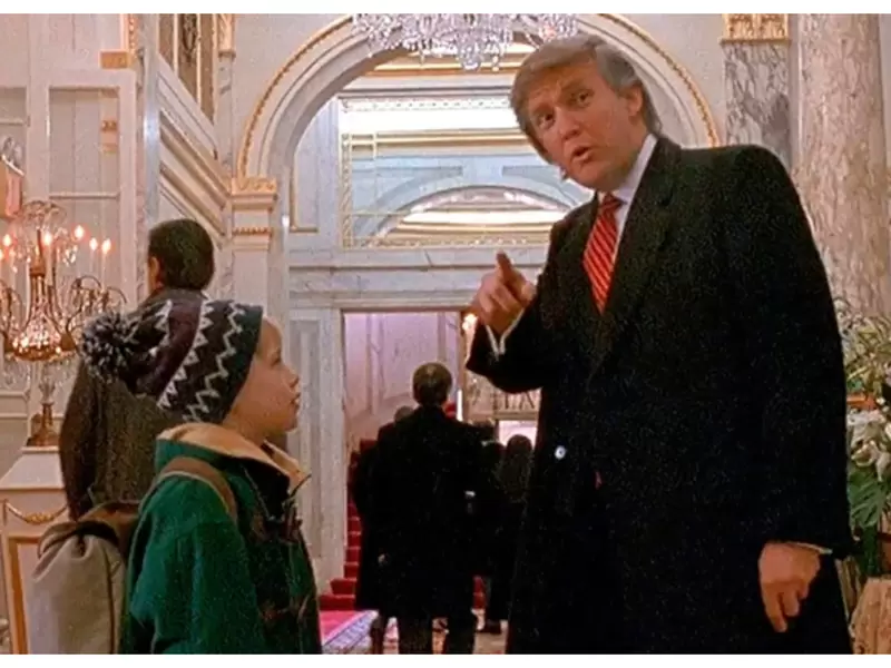 Trump en Mi pobre angelito 2