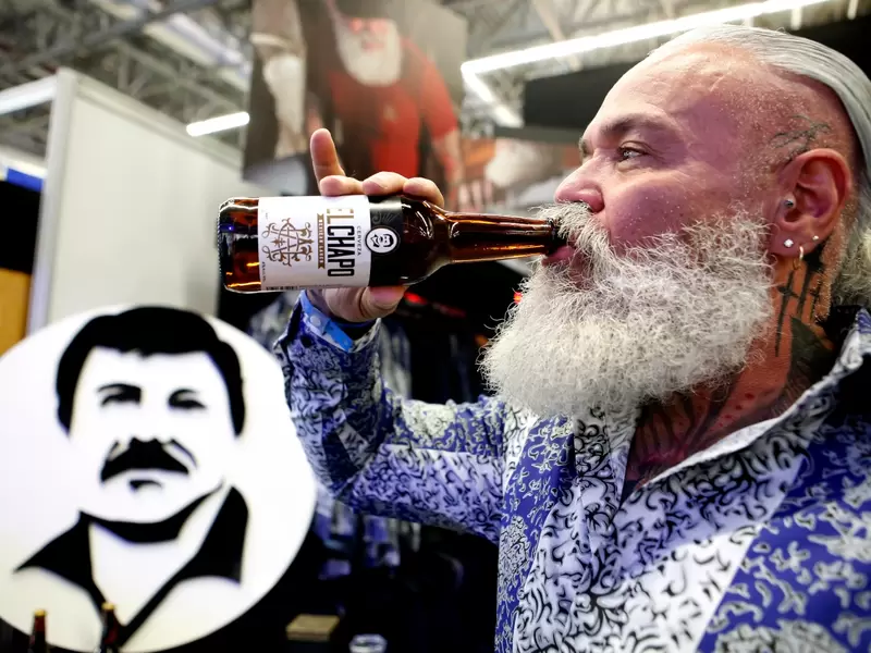 Cerveza del Chapo Guzmán Cerveza del Chapo Guzmán