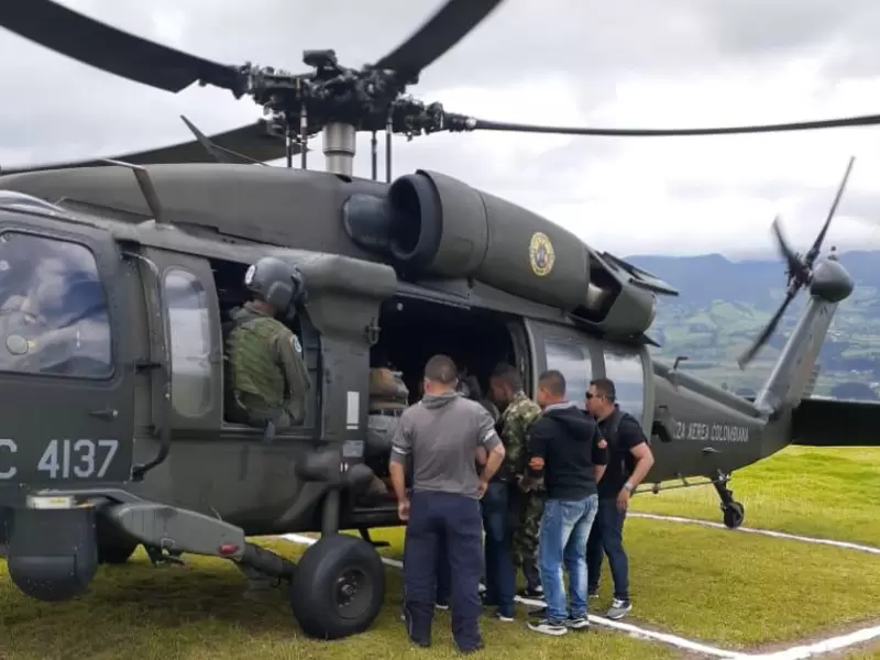 Hast la ciudad de Pasto fue trasladado en un helicóptero de la Fuerza aérea, el soldado herido