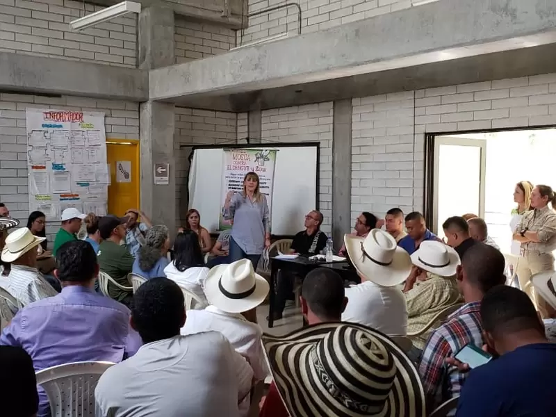 Reunión EPM con comunidades cercanas a Hidroituango