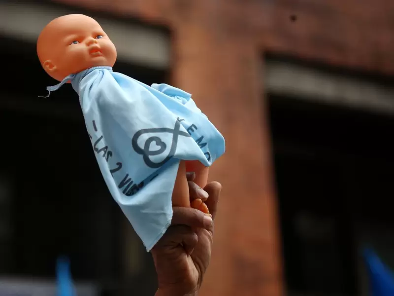 El aborto en Colombia, ¿un debate sin fin? El aborto en Colombia, ¿un debate sin fin?