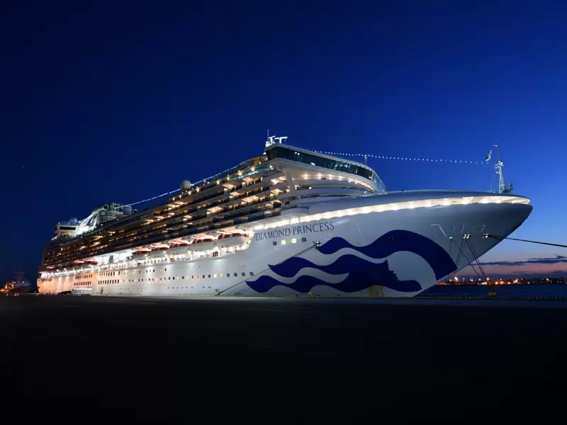 Crucero en cuarentena por coronavirus