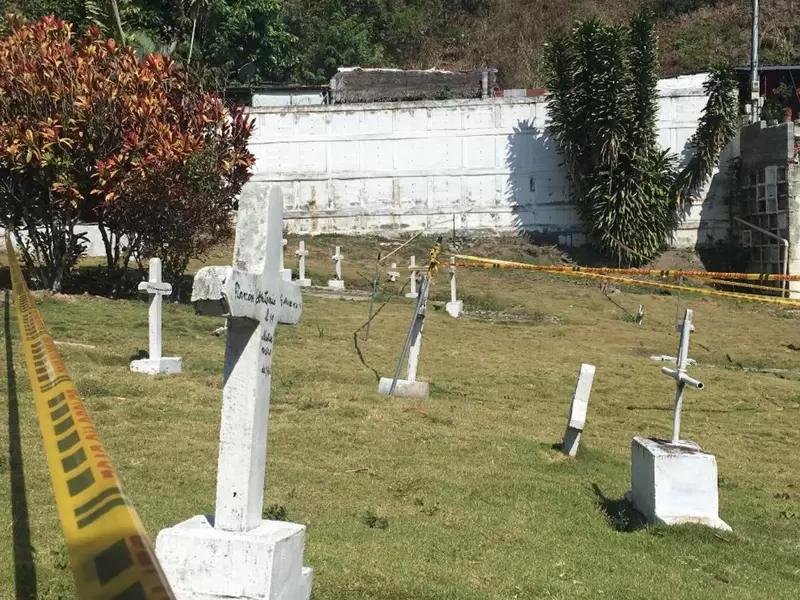 Han sido los mismos campesinos y agricultores de Dabeiba quienes han ayudado con las excavaciones en el cementerio Las Mercedes.