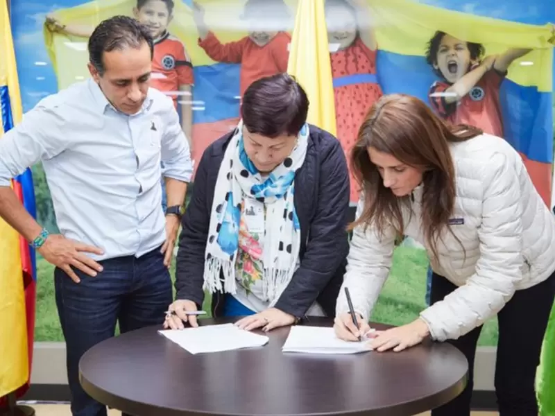Pacto entre madres comunitarias y el ICBF