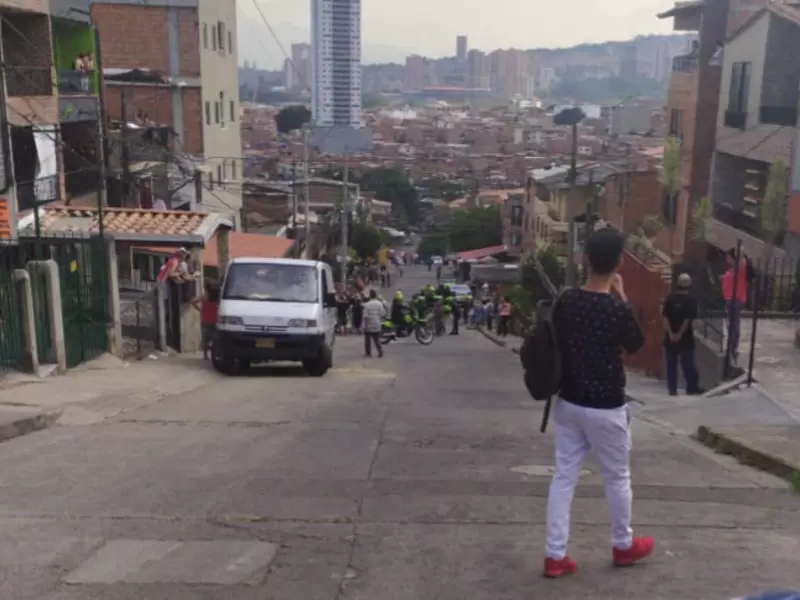 Un menor de edad habría asesinado a un joven de 30 años en Medellín