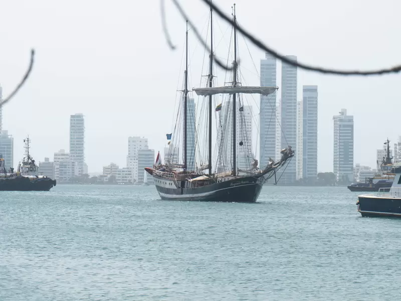 Velero Regina Maris