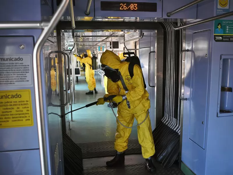 Limpieza del metro de Río de Janeiro Limpieza del metro de Río de Janeiro