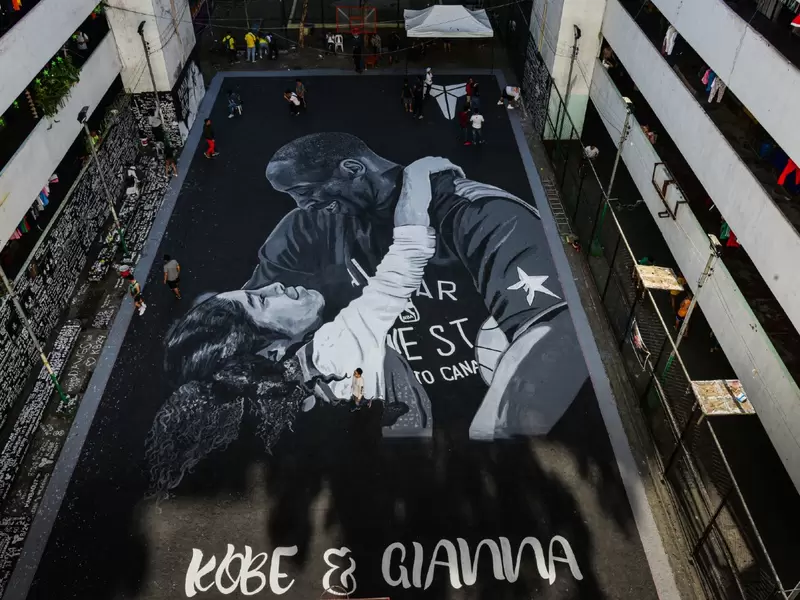 Homenaje a Kobe Bryant y su hija