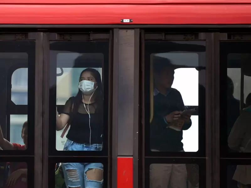 Piden evitar congestión en Transmilenio