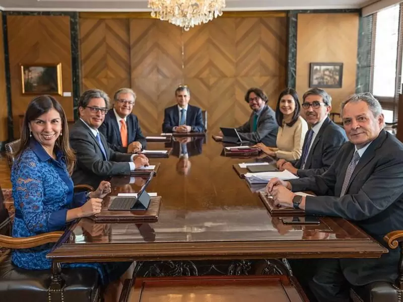 Banco de la República descarta vender dólares para contener devaluación del peso