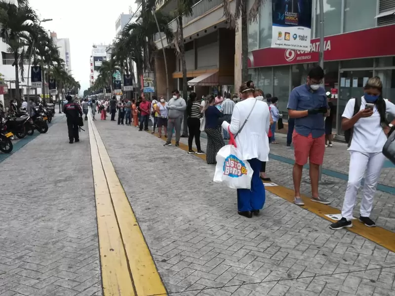 Largas filas en bancos de Ibagué