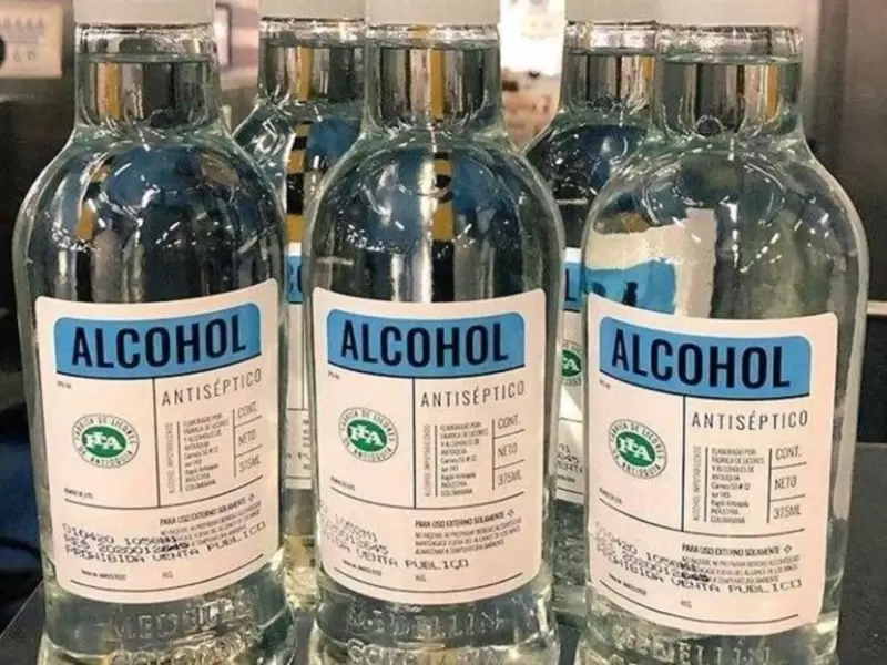 También donará 80 mil botellas a otros departamentos.
