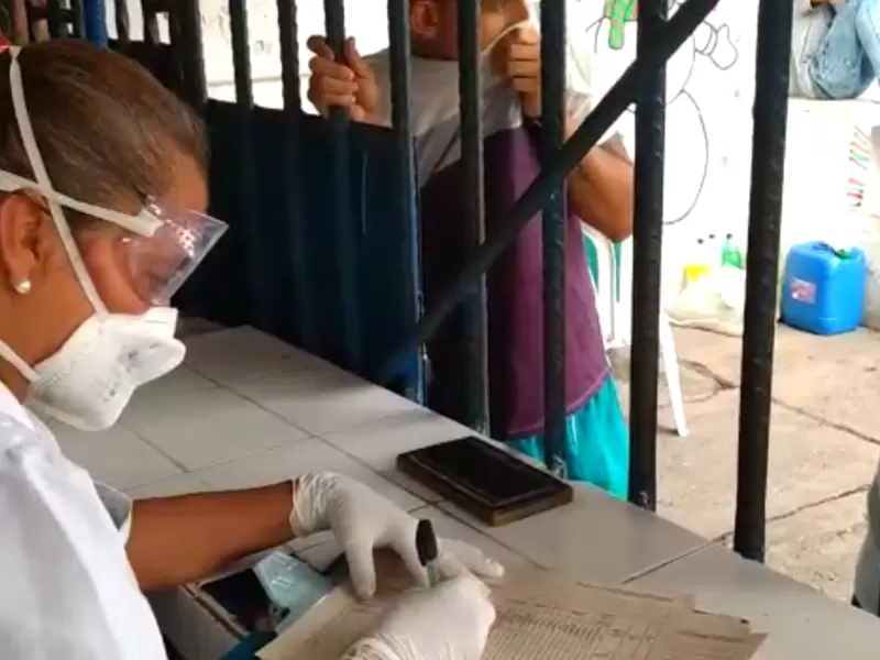Instituto Nacional de Salud toma muestras masivas de COVID-19 en cárcel de Villavicencio