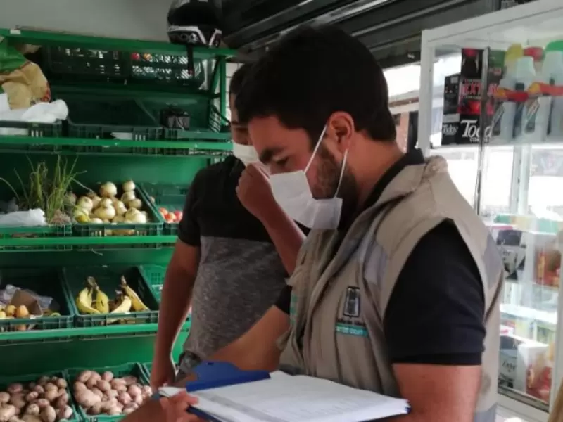 Habilitan línea telefónica para denunciar a comerciantes que abusan de la cuarentena en Medellín