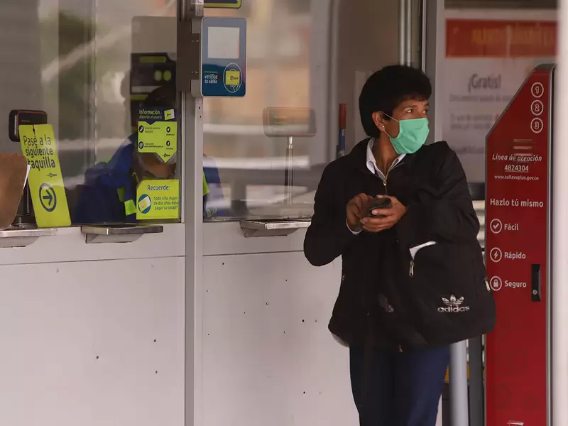Uso de tapabocas en Transmilenio