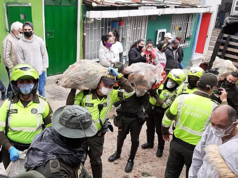 Entrega de mercados en Bogotá