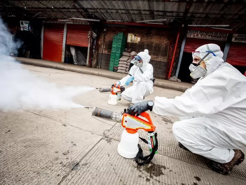 Desinfección de Corabastos, en Bogotá, por coronavirus.