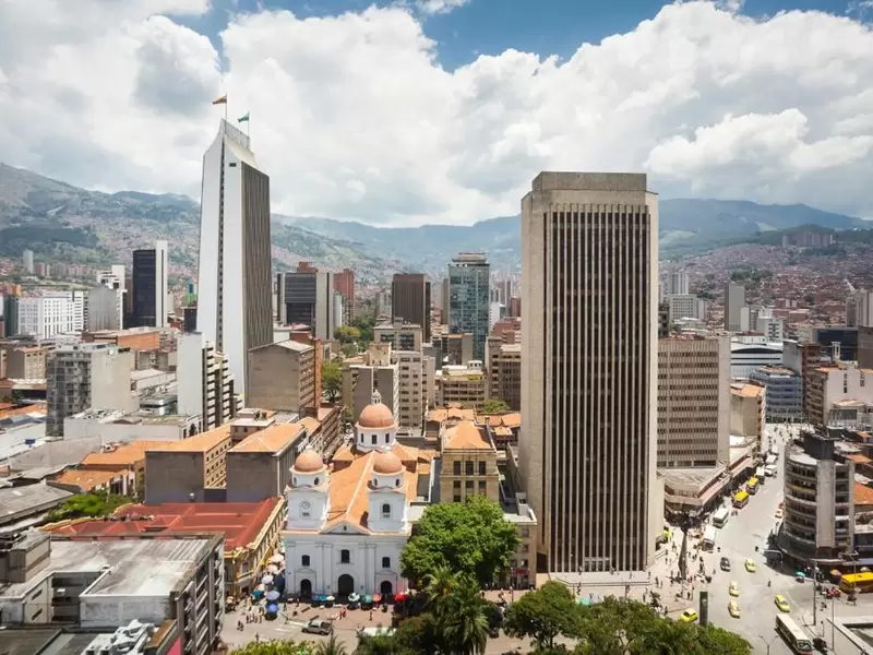 se espera que el 54% de las personas en el Valle de Aburrá compren en el primer día sin IVA